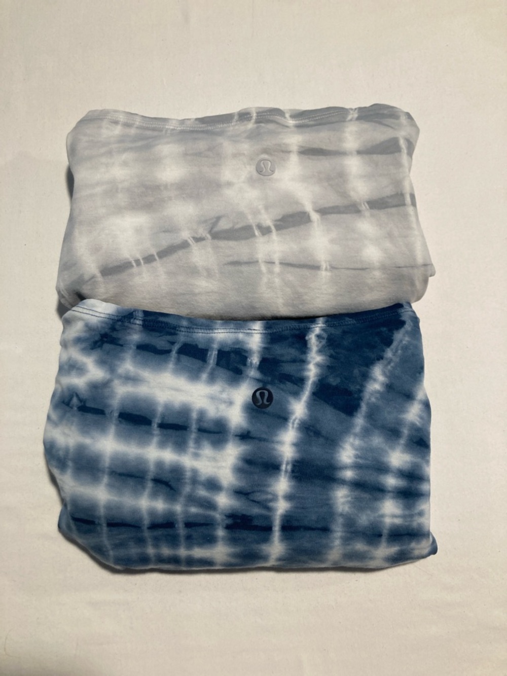 Lululemon Women’s Bundle - Two Cozy Lounge Tops (L/XL) (R29)